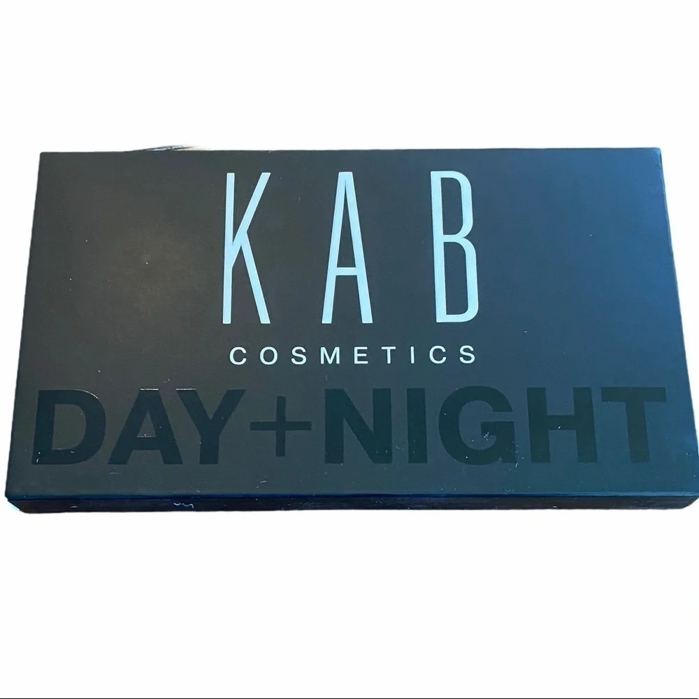 KAB COSMETICS Day & Night Eyeshadow Palette NEW